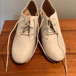 Woman’s ankle shoes